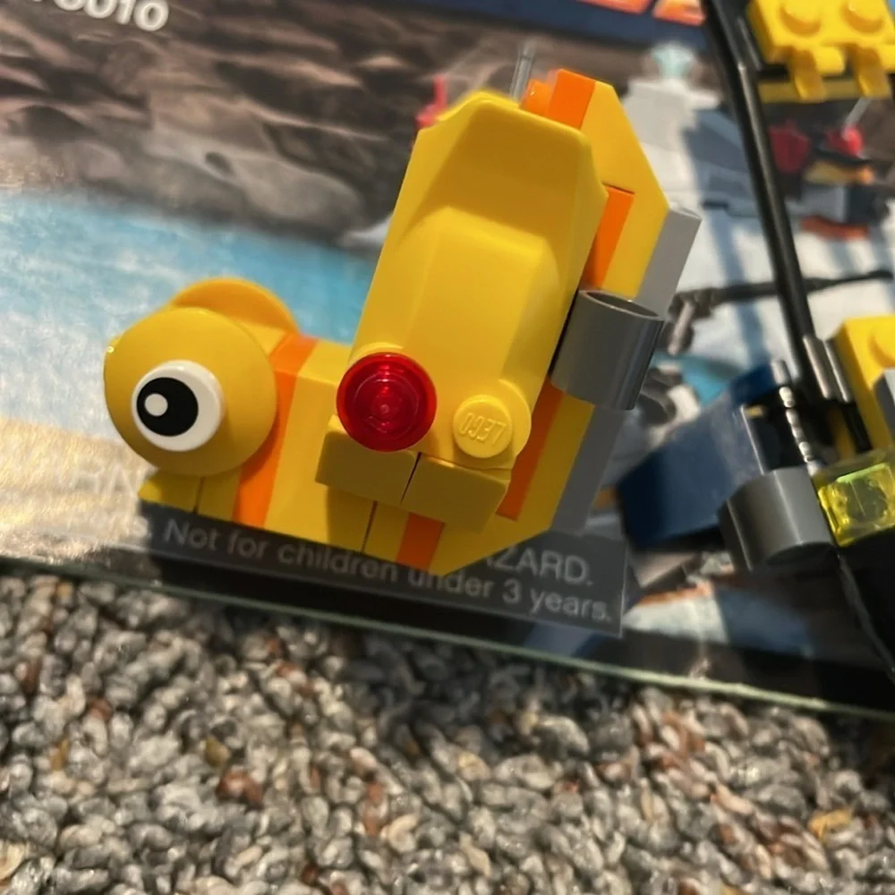 Lego Batman The Penguin Face off 76010 I complete set